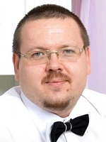 Хуланхов Станислав Сергеевич