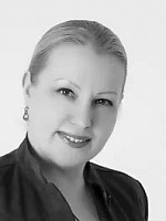 Ушакова Наталья Борисовна